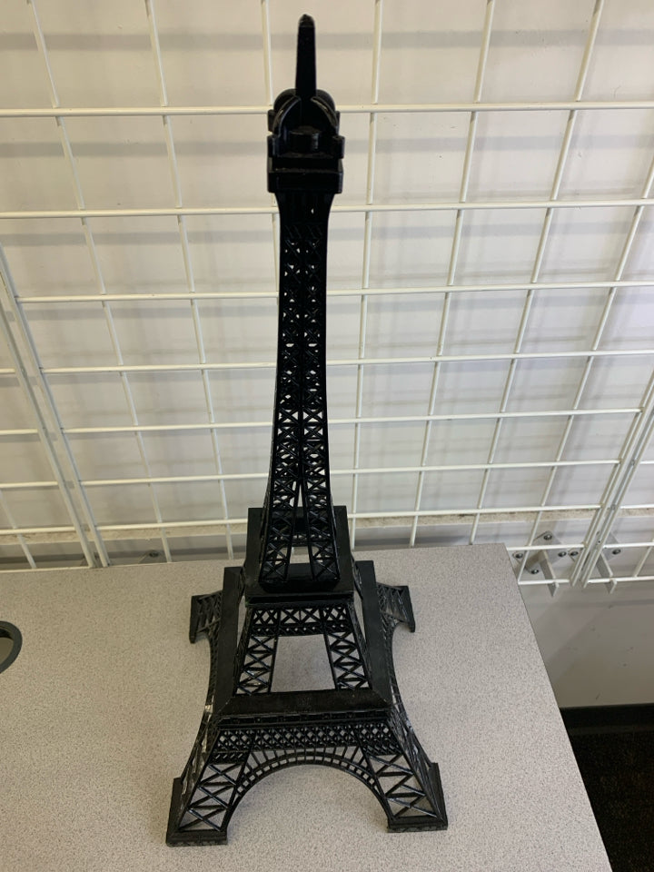 BLACK METAL EIFFEL TOWER.