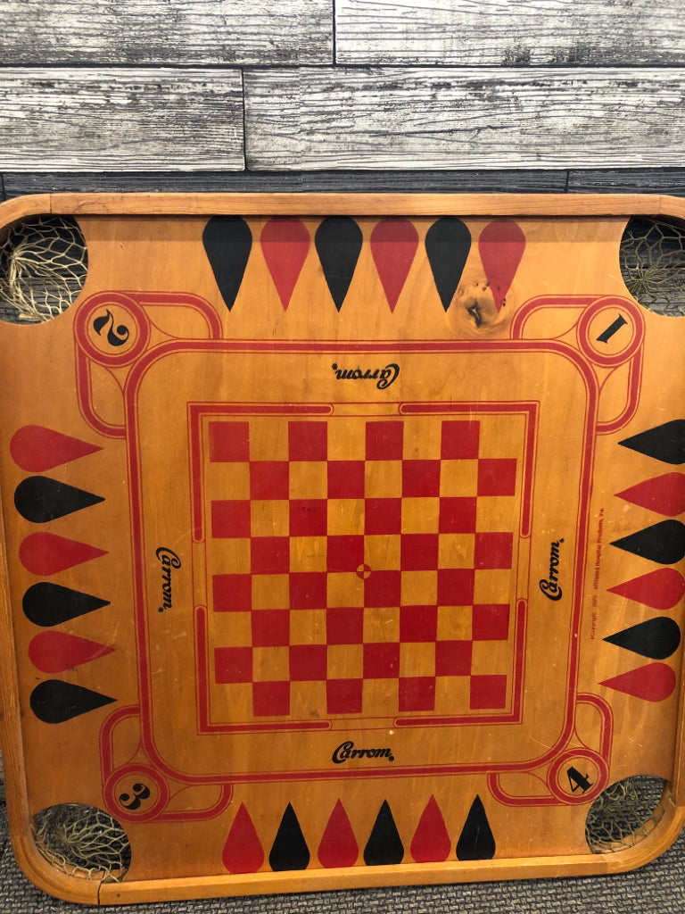 VTG GAME BOARD CARROM REVERSIBLE.