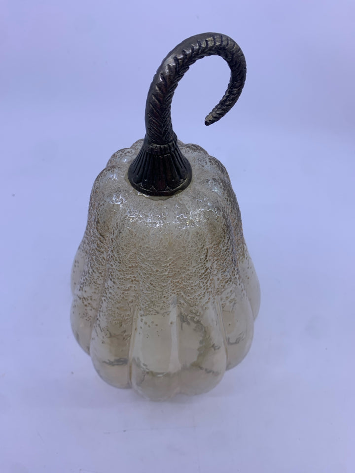 GLASS PUMPKIN W/ METAL STEM TEXTURED TOP.