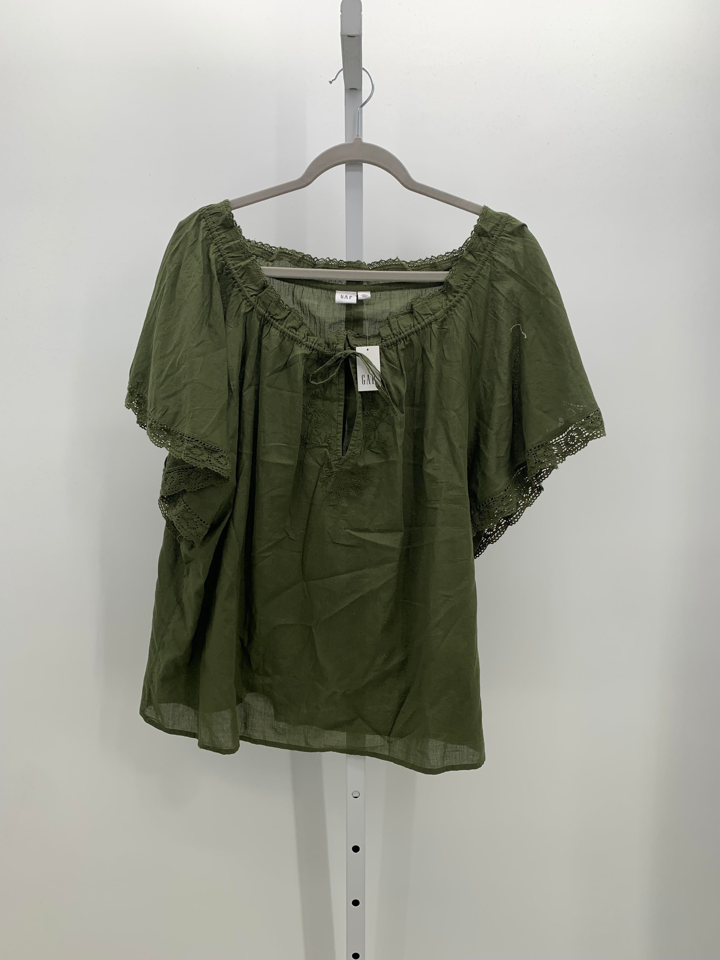 Gap Size Extra Large Misses Short Sleeve Shirt