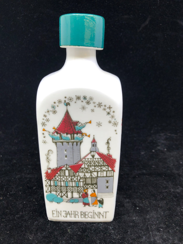 4 SEASONS GERMAN DECANTER W/CORKED LID.