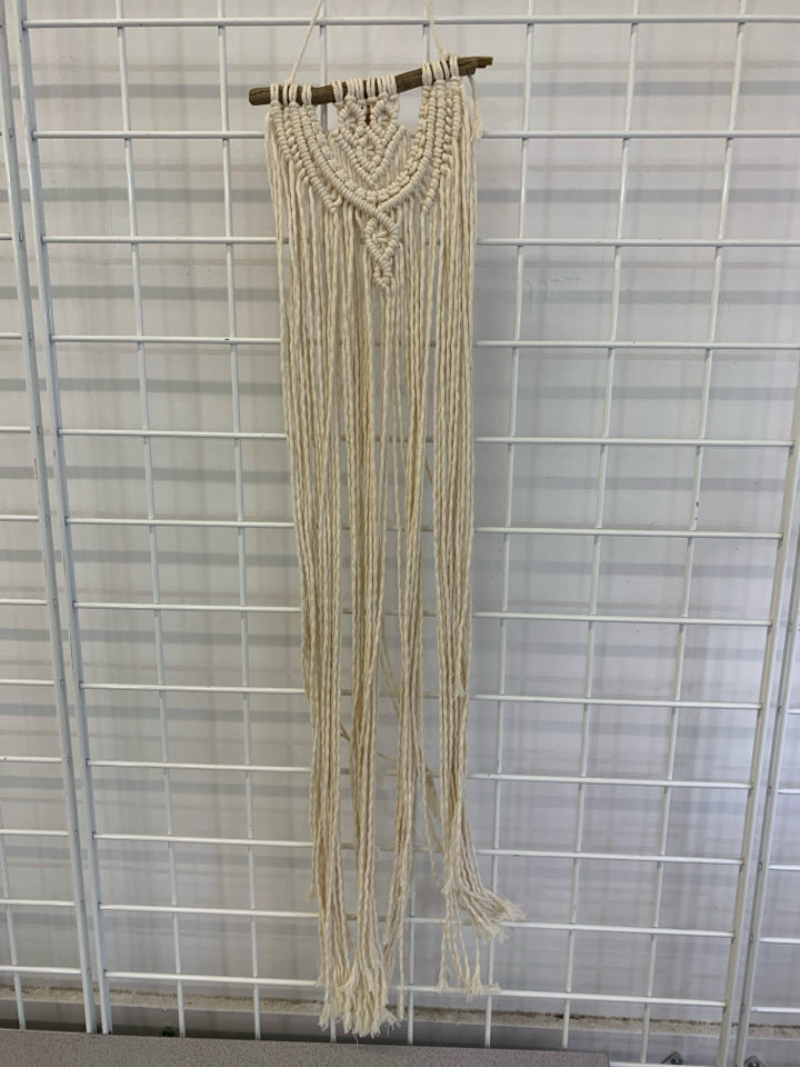 MACRAME TASSEL WALL HANGING.