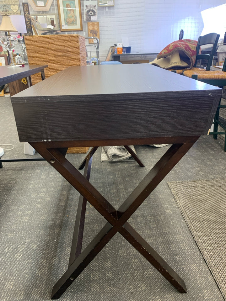 WOOD BLACK DESK W 1 DRAWER.