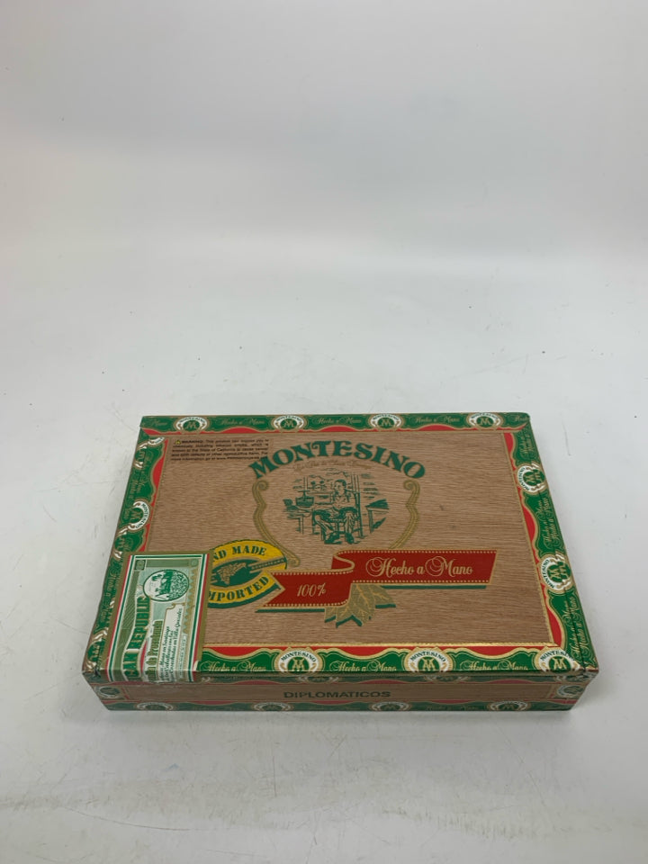 MONTESINO CIGAR BOX.