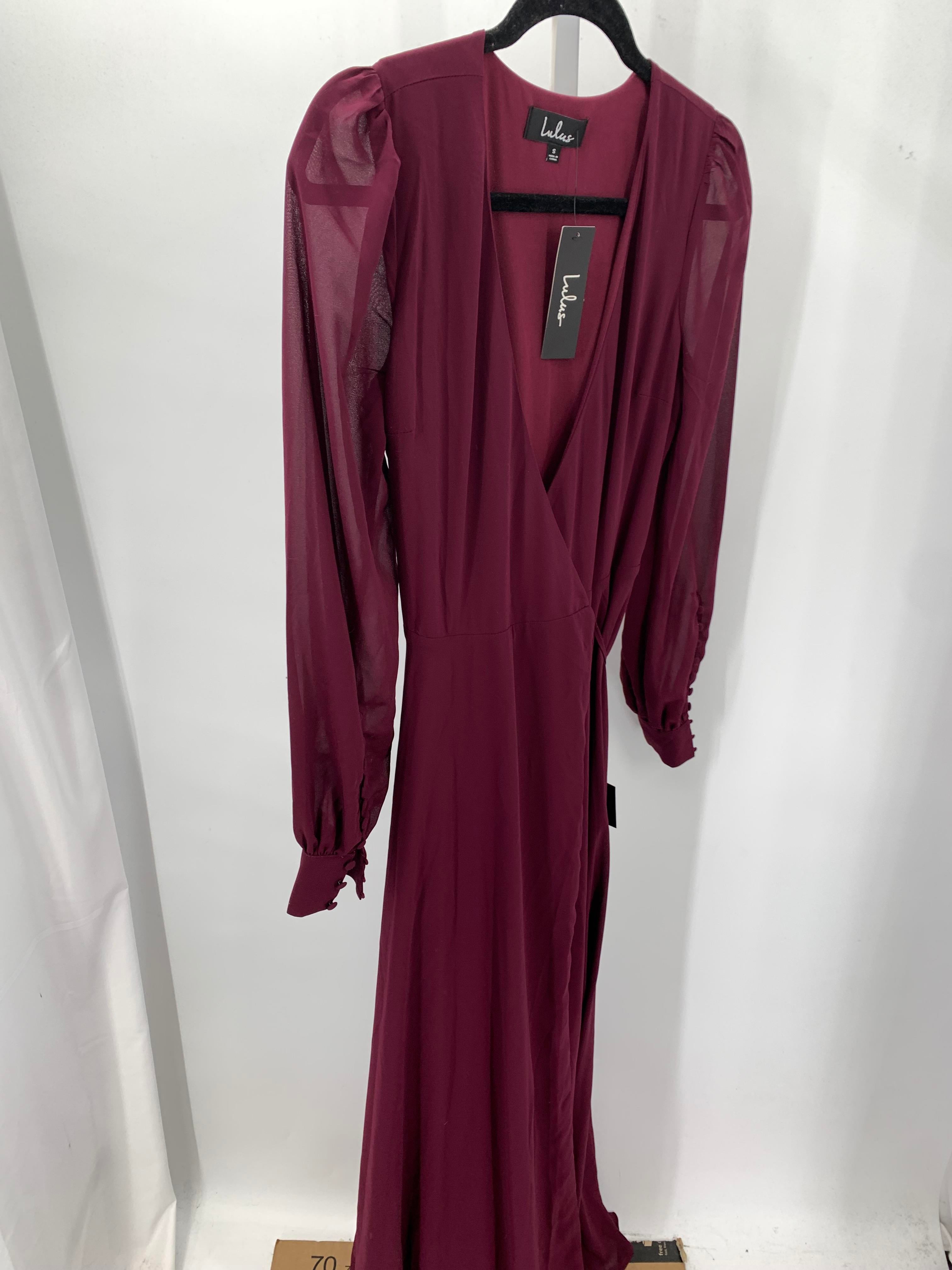 Lulus Size Small Misses Long Sleeve Dress