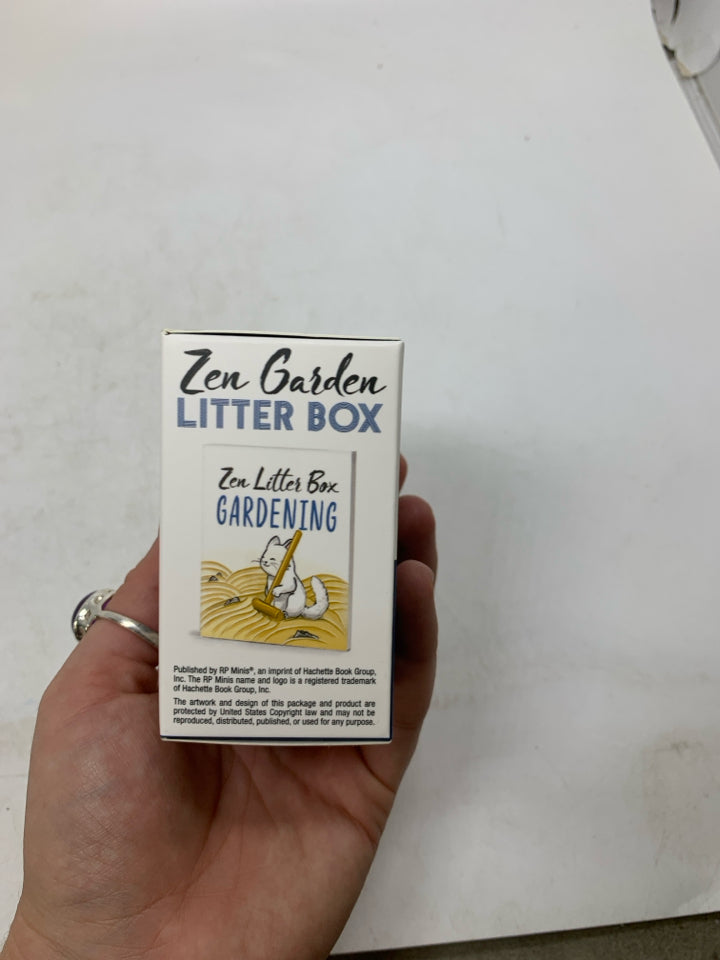 NIB ZEN GARDEN LITTER BOX.