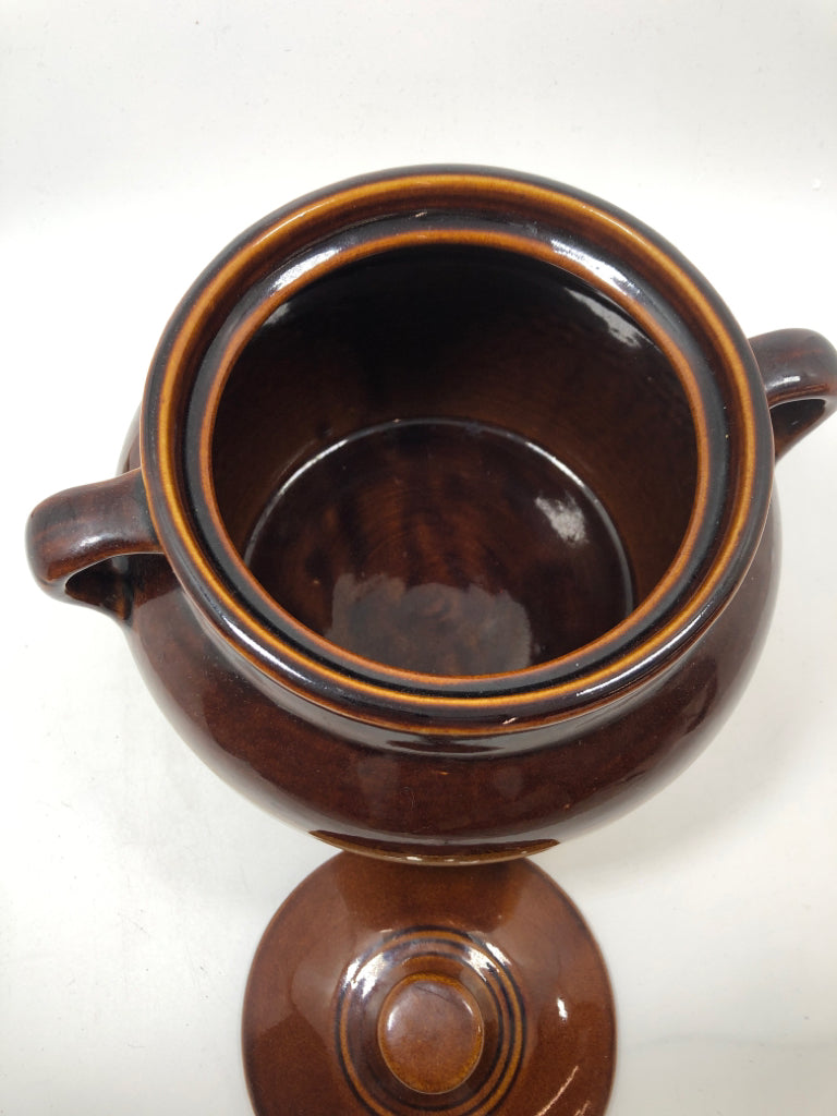 VTG DOUBLE HANDLED STONEWARE BEAN POT.