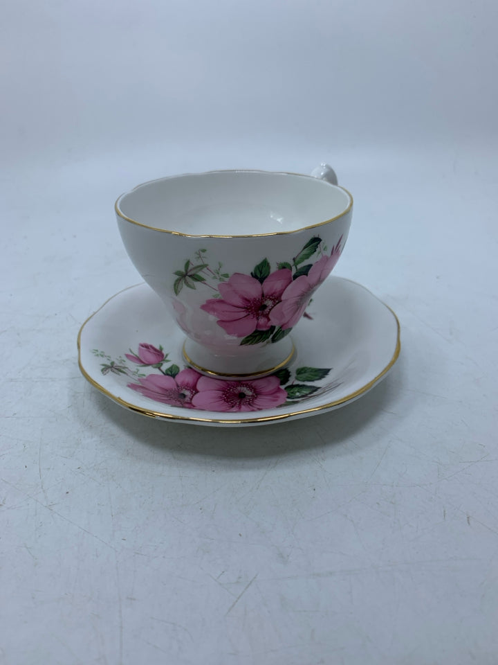 LIGHT PINK FLOWERS TEACUP/SAUCER.