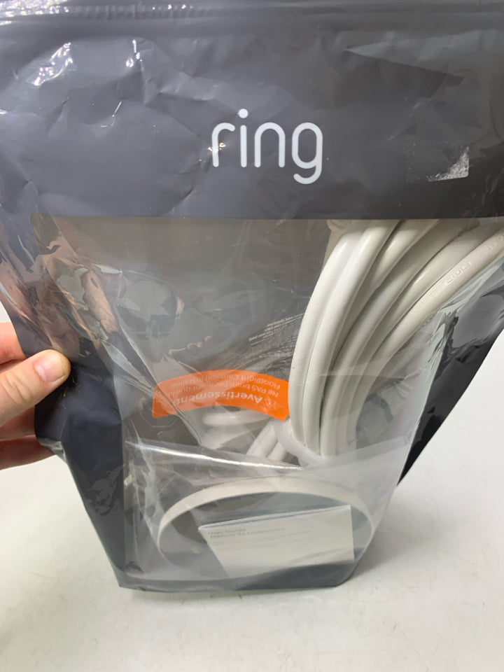 NIP RING CAMERA PLUG-IN FLOODLIGHT CARM WIRE MOUNT.