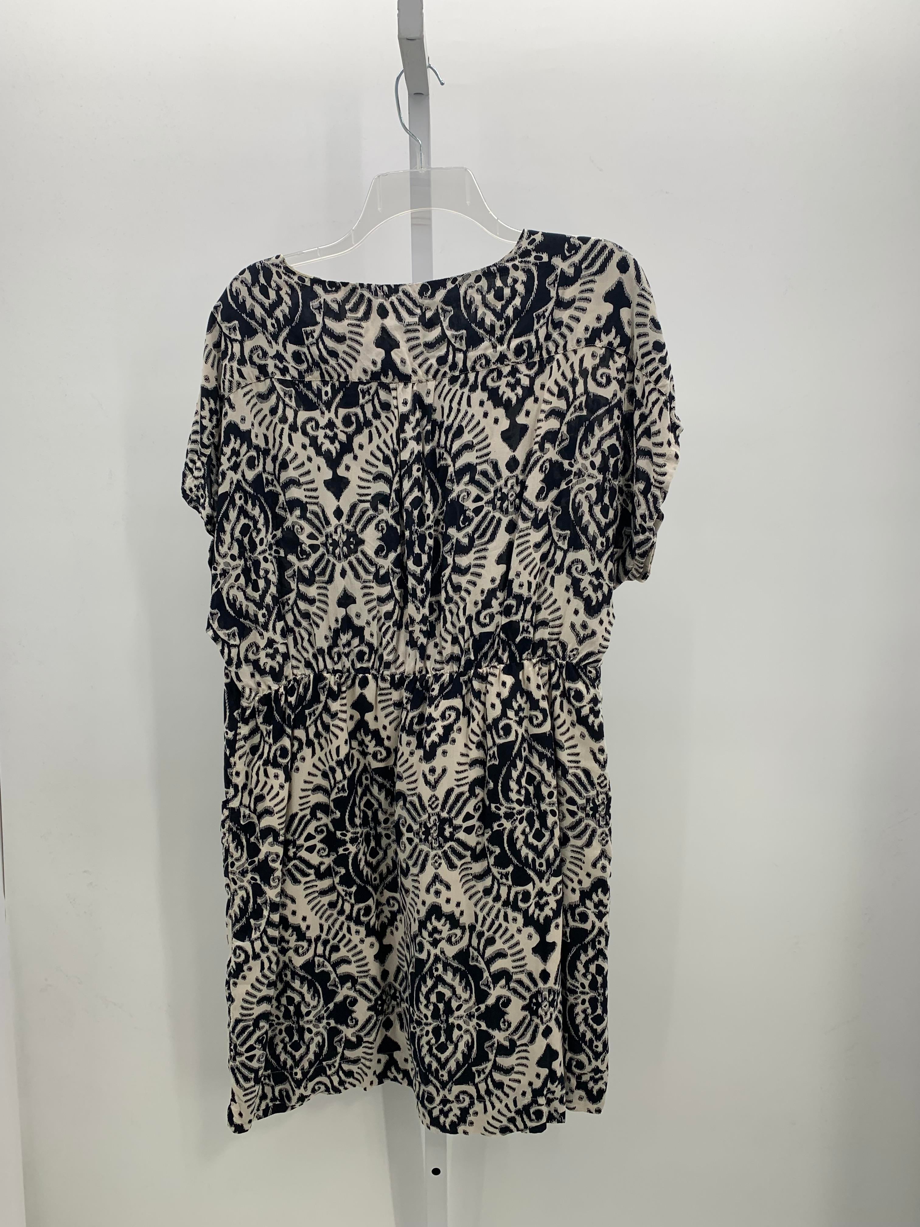 Size Large Misses Short Sleeve Dress
