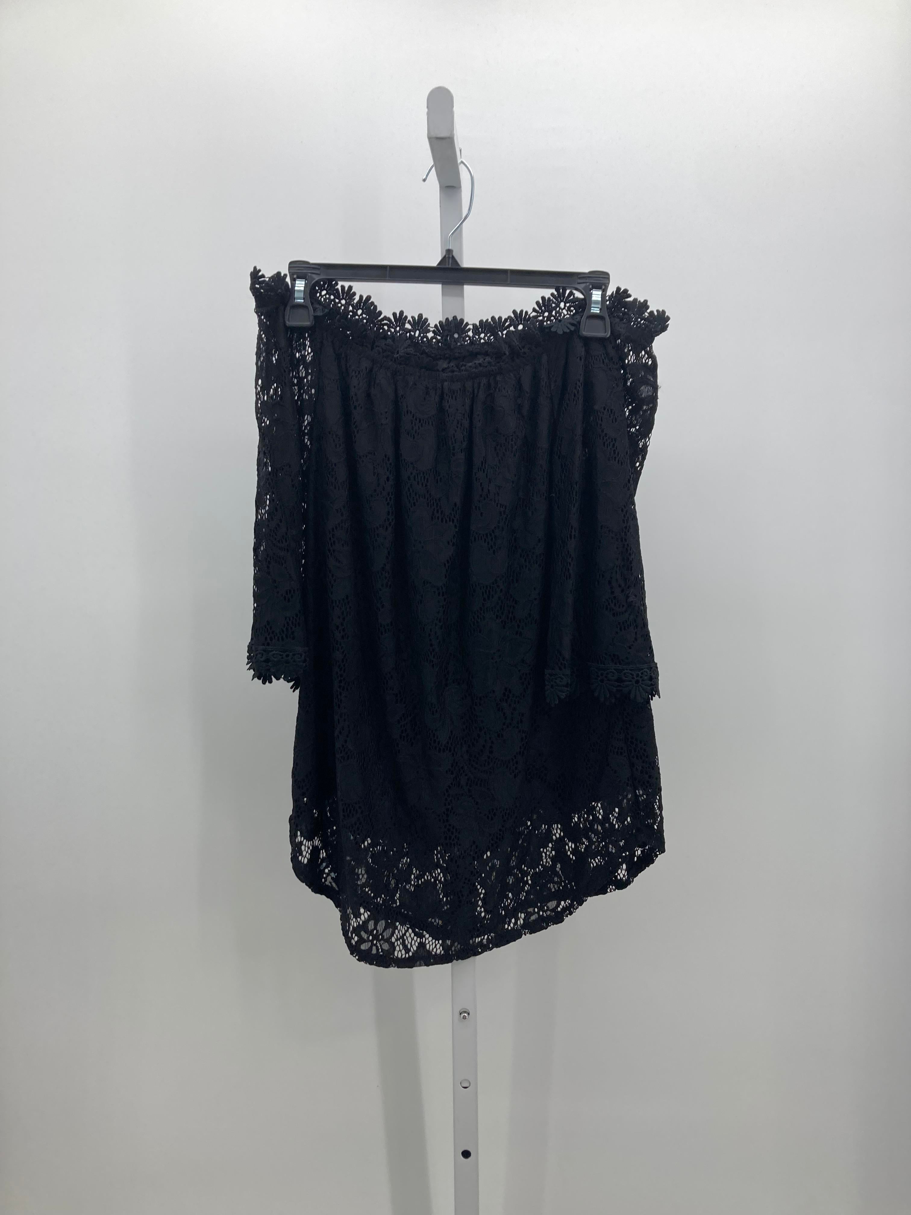 Size Small Misses 3/4 Sleeve Shirt