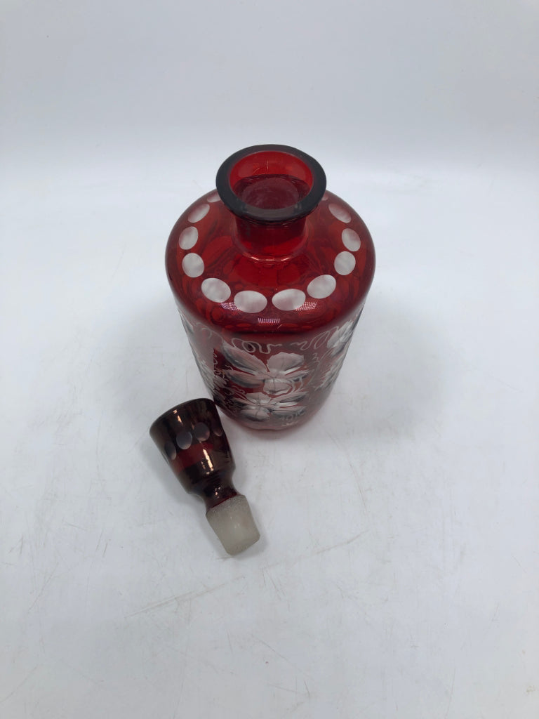 VTG GRAPES/LEAVES DECANTER.