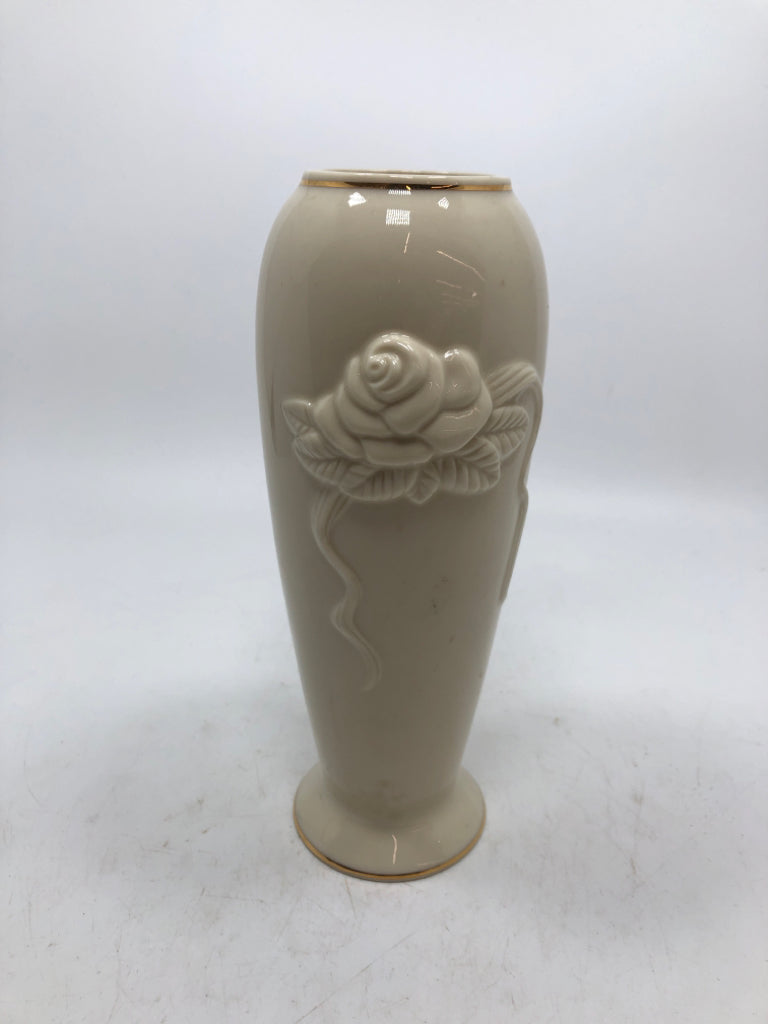 LENOX VASE W/ROSE.