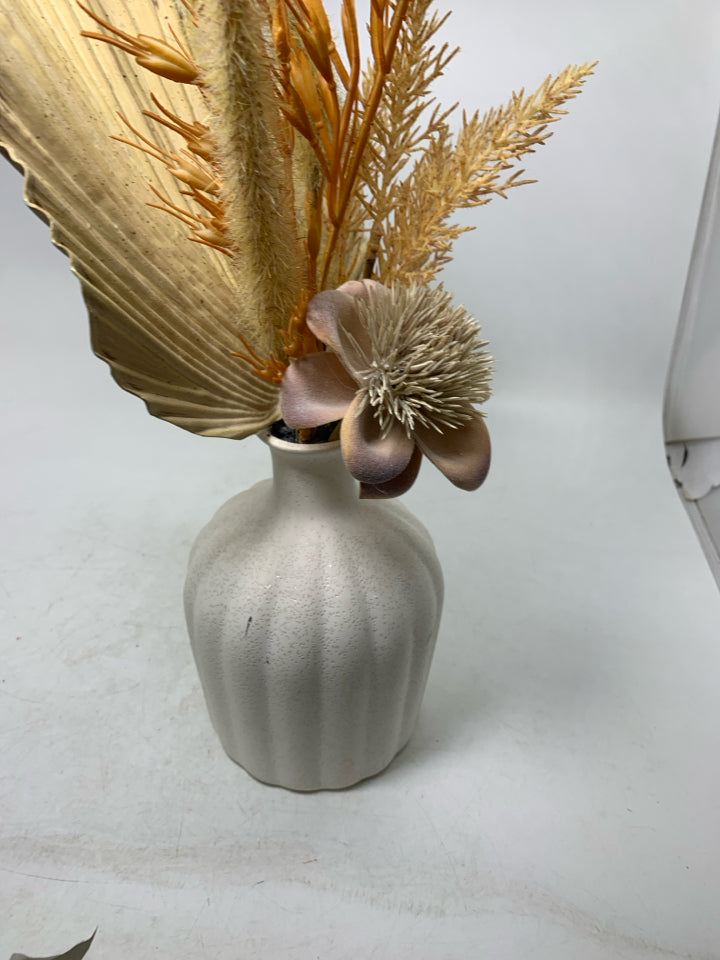 WHITE VASE W/ LARGE LEAF/WHEAT AND FLOWER.