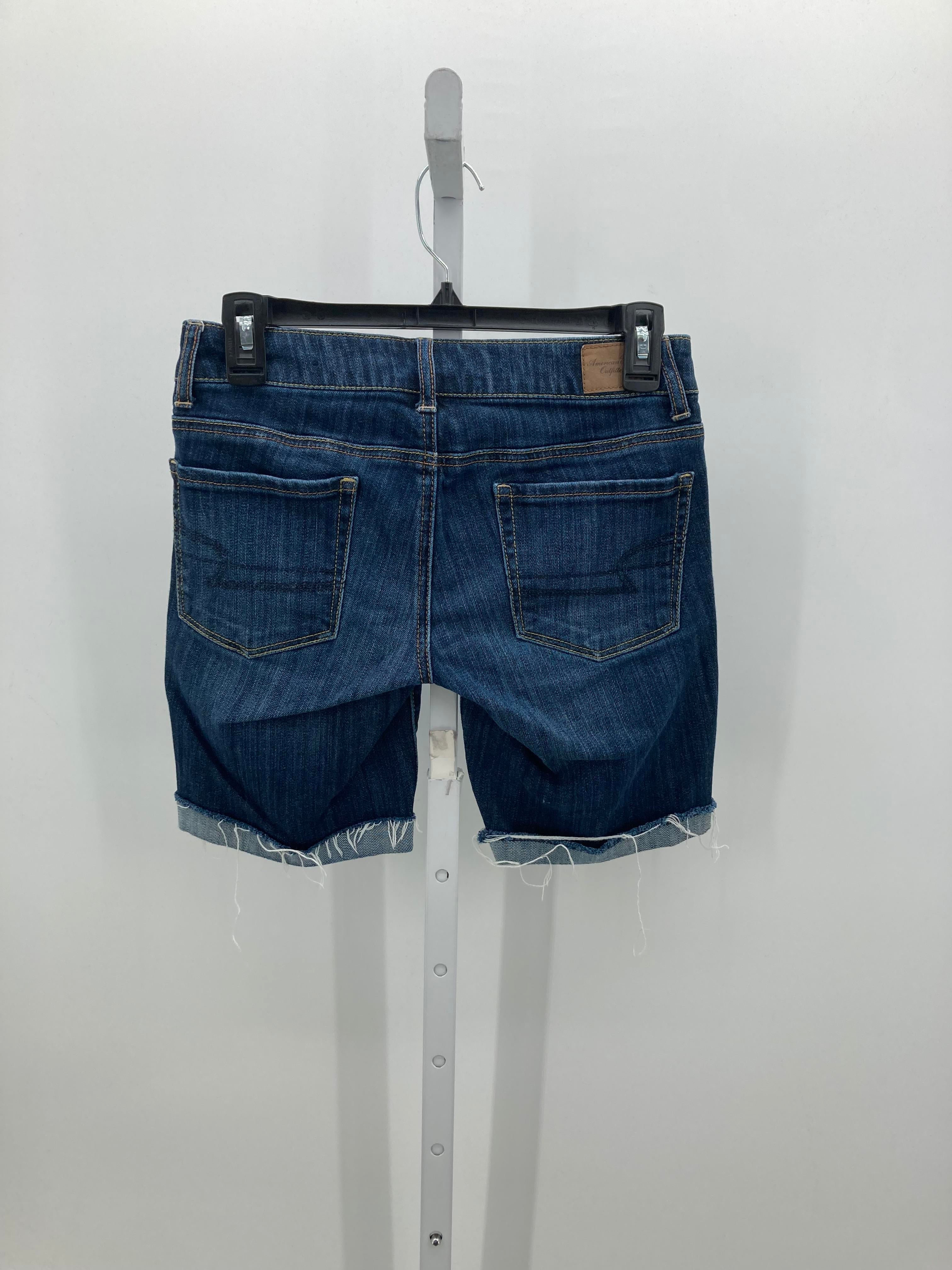 American Eagle Size 2 Juniors Shorts