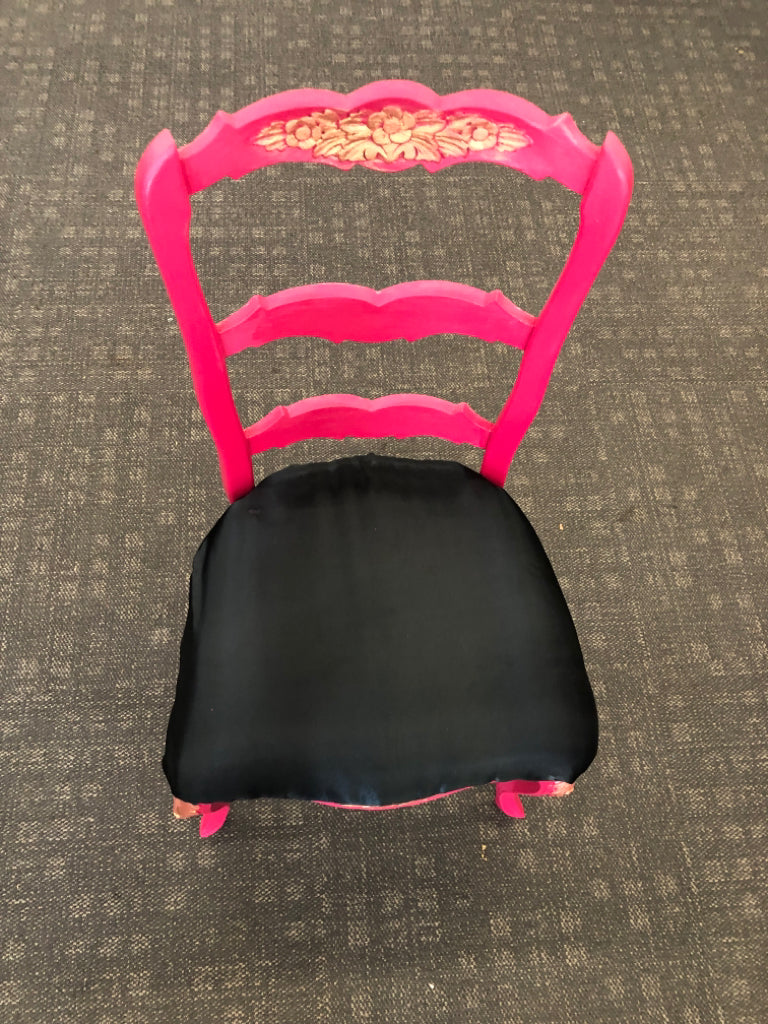 PINK & GOLD CHAIR W/BLACK SEAT.