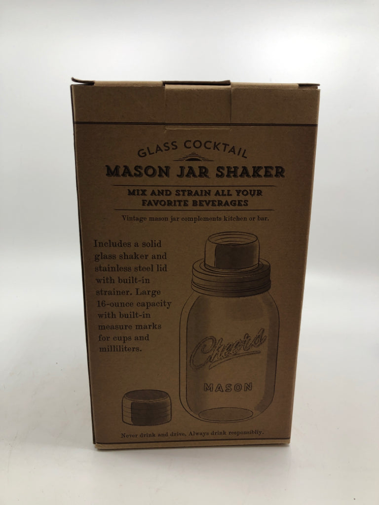 NIB MASON JAR COCKTAIL SHAKER.