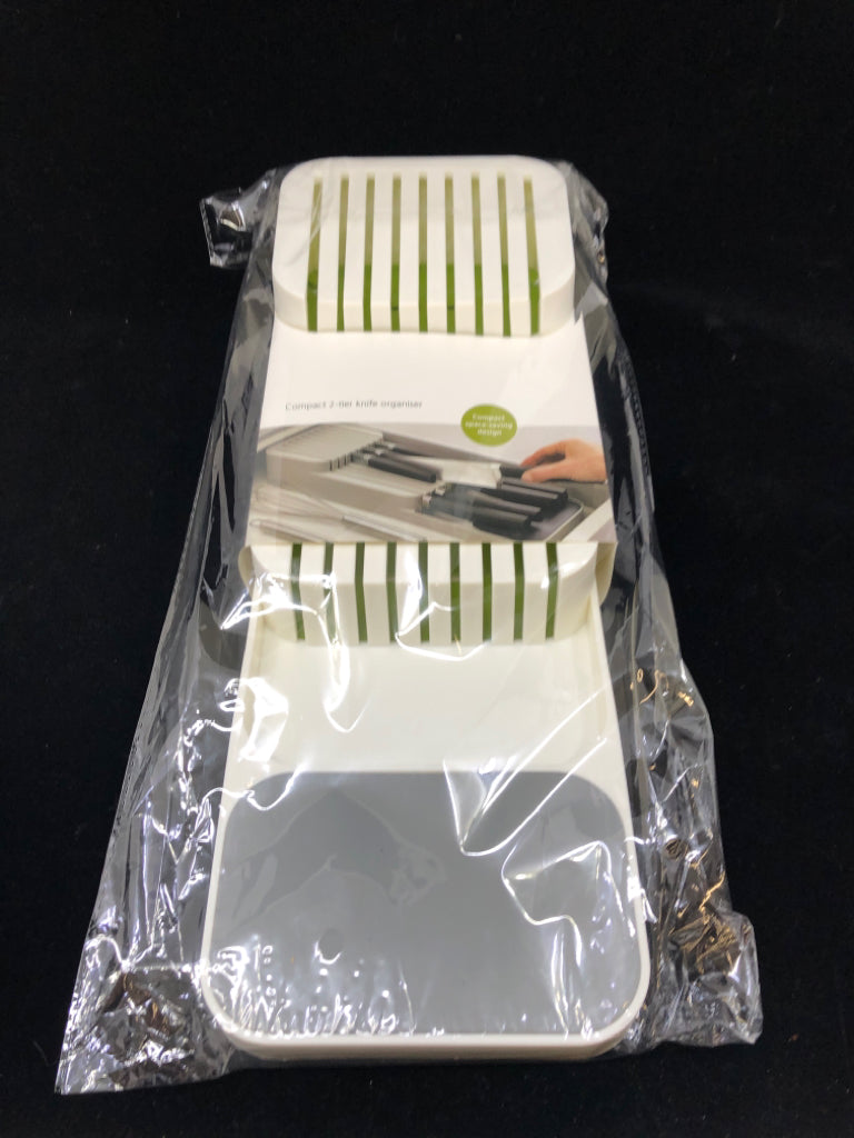 NIP 2-TIER KNIFE ORGANIZER.