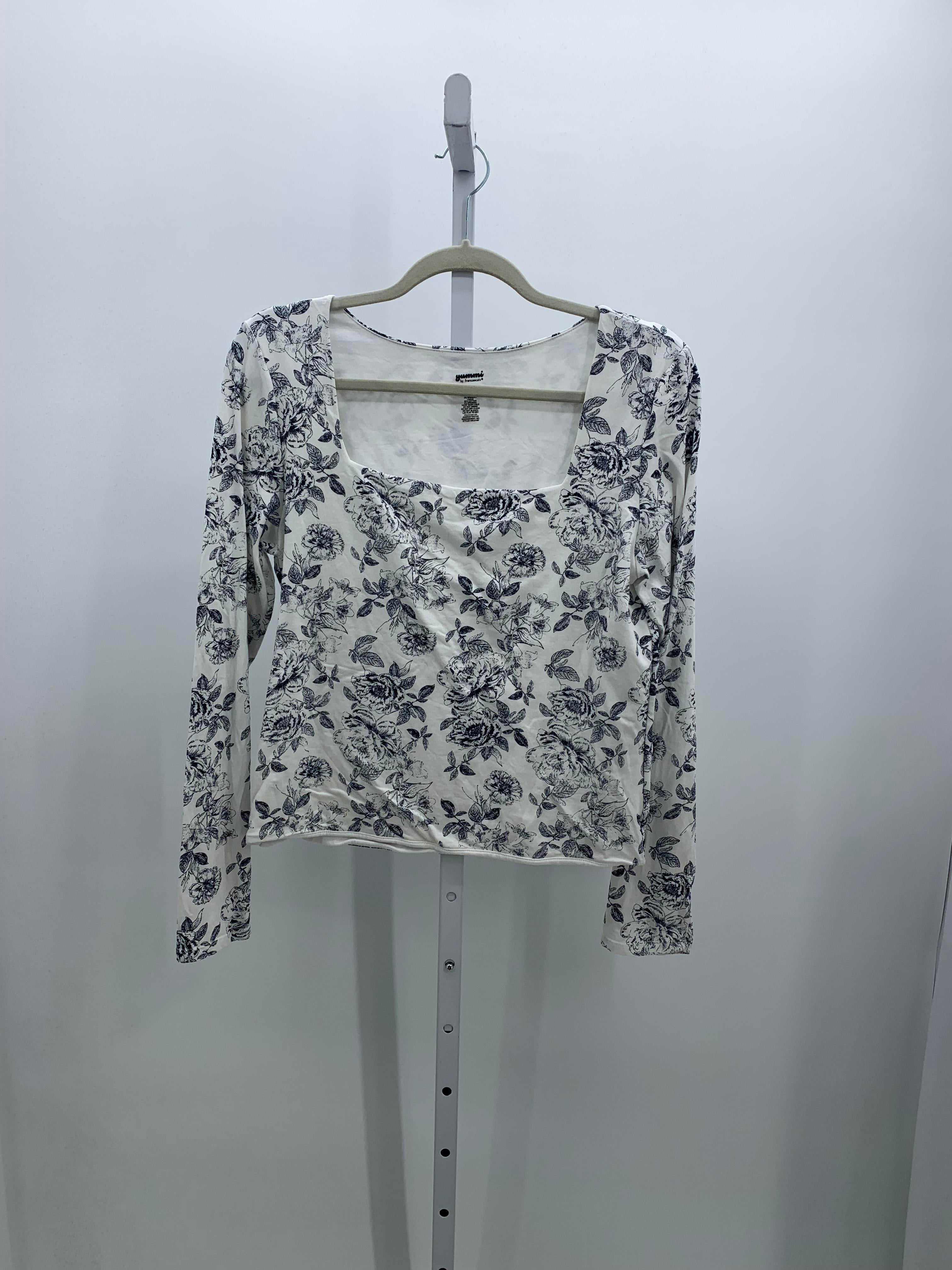 Size Extra Large Misses Long Sleeve Shirt