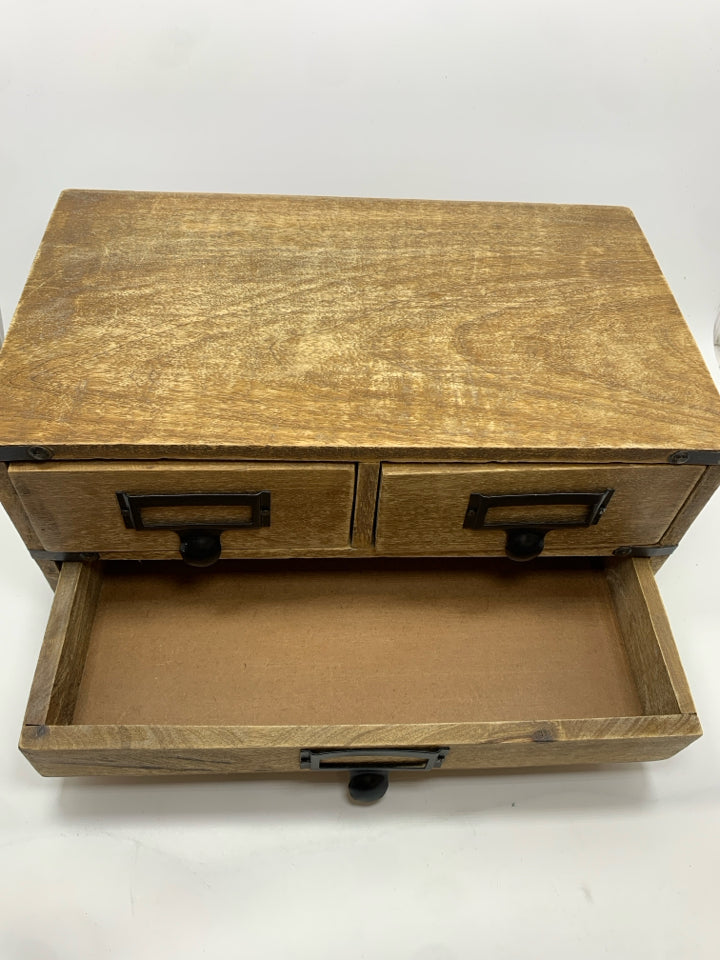 RUSTIC 3 DRAWER STORAGE BOX W/METAL HANDLES.