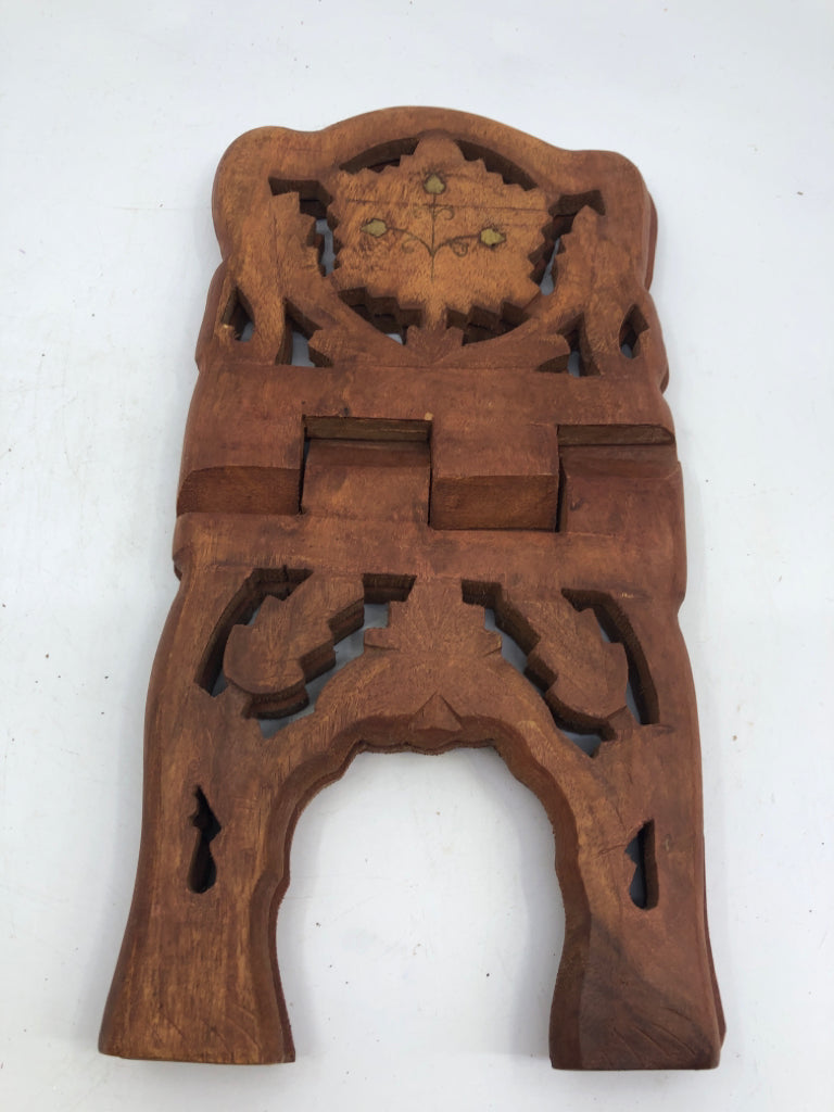 WOOD CARVED FOLDABLE BOOK STAND-BHUTAM.