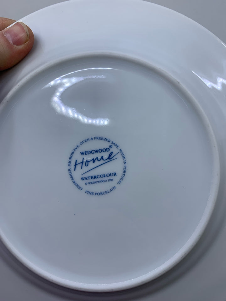 5 PORCELAIN DESSERT PLATES.