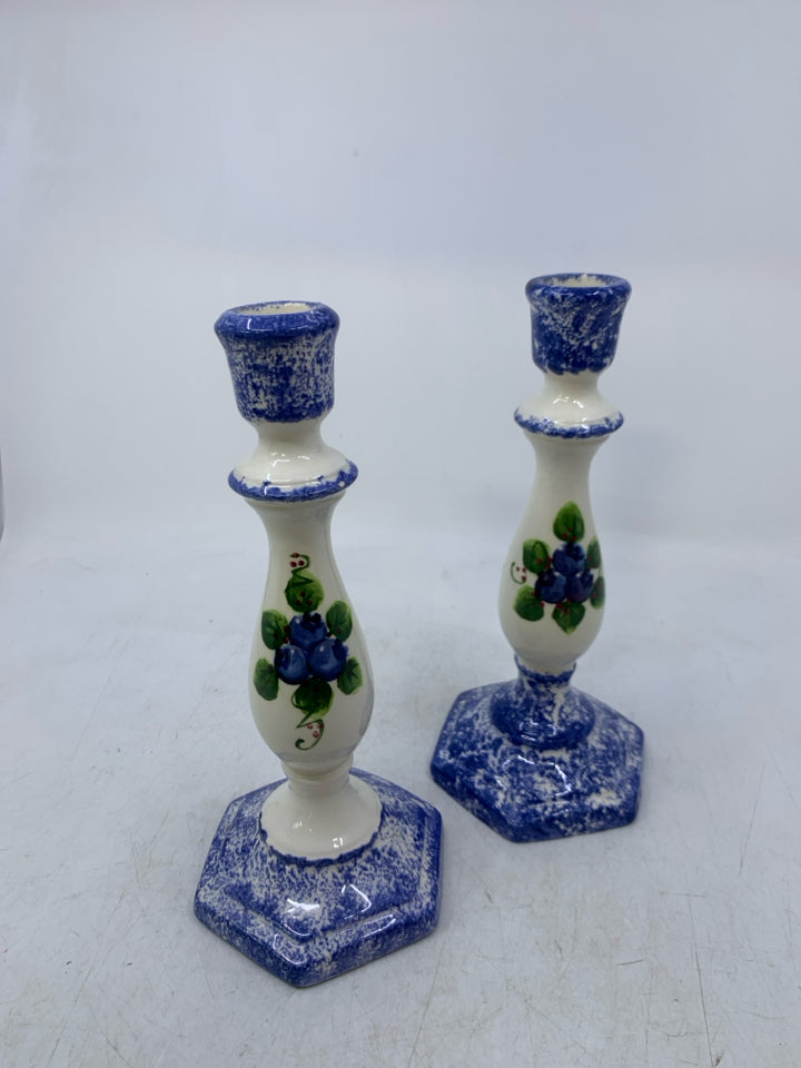 2 BLUE/WHITE SPONGE W/ BLUEBERRIES TAPERED CANDLE HOLDERS.