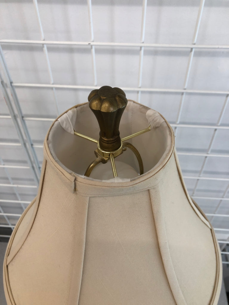 TALL BRASS-PAINTED LAMP W/CREAM SHADE.