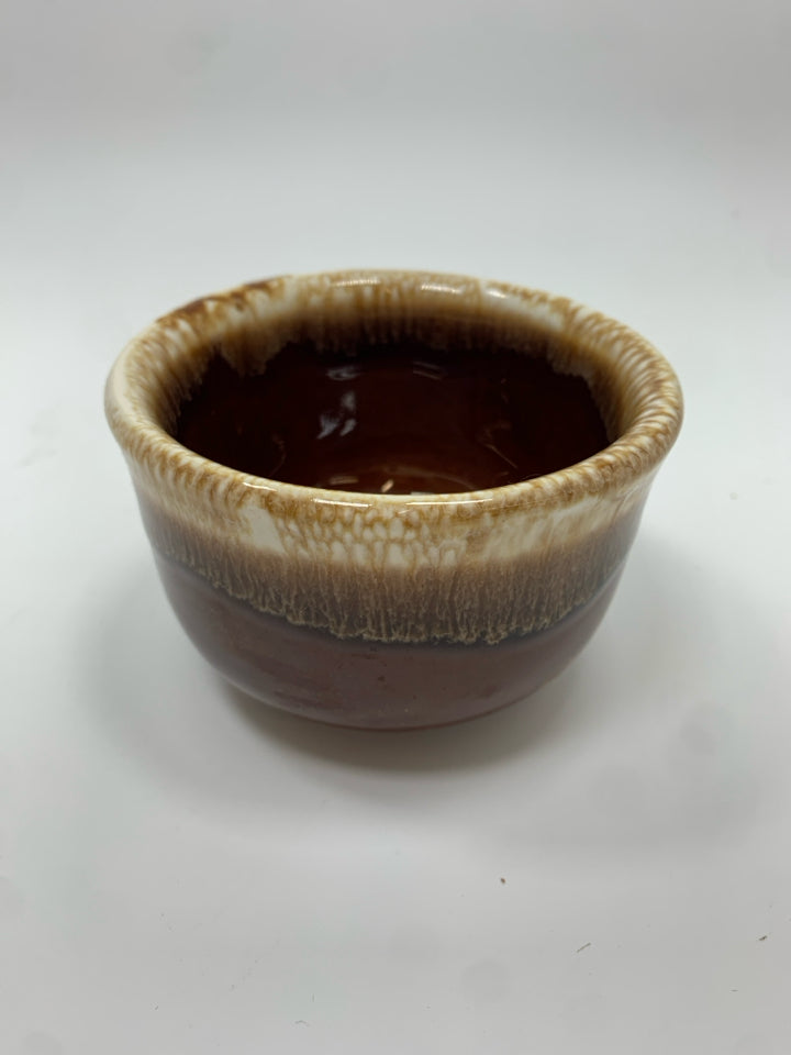 VTG BROWN DRIP GLAZE POTTERY RAMEKIN.