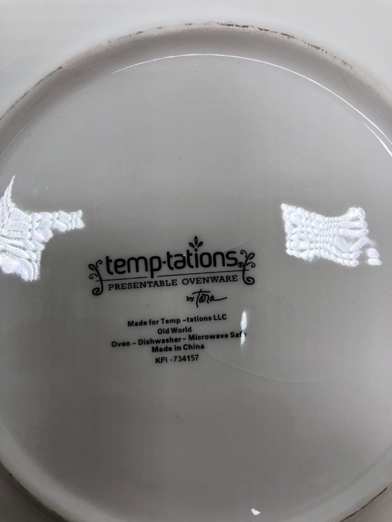 TEMPTATIONS GREEN ROUND HANDLED PLATTER.