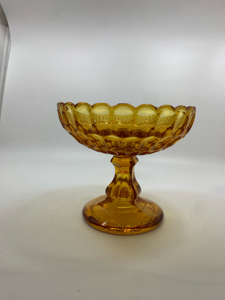 VTG AMBER GLASS PEDESTAL BOWL THUMB PRINT SCALLOP EDGE.