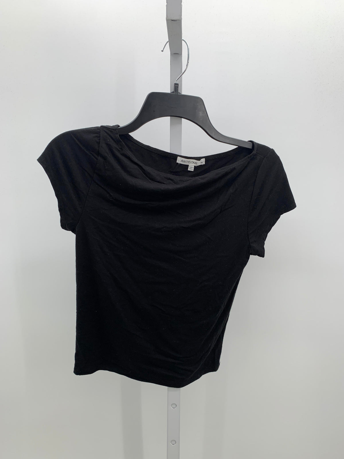 Vanilla Star Size Medium Juniors Short Sleeve Shirt