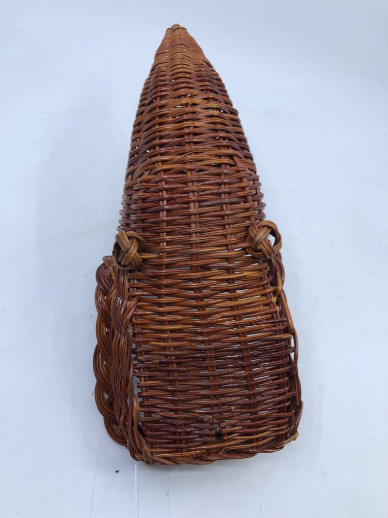 CORNUCOPIA SHAPED BASKET.