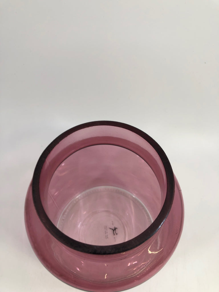 PINK GLASS VASE.