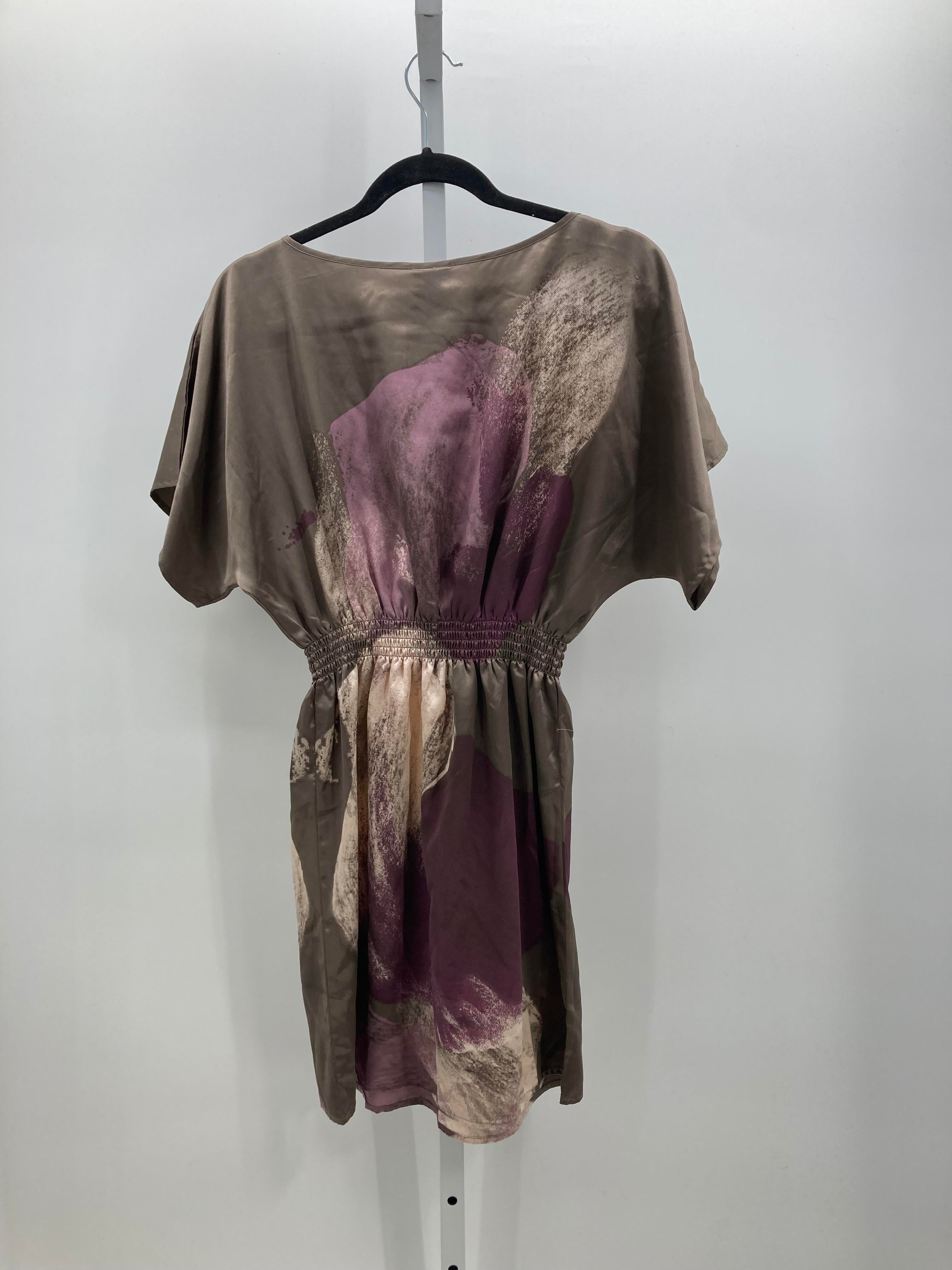 H&M Size 6 Misses Short Sleeve Dress