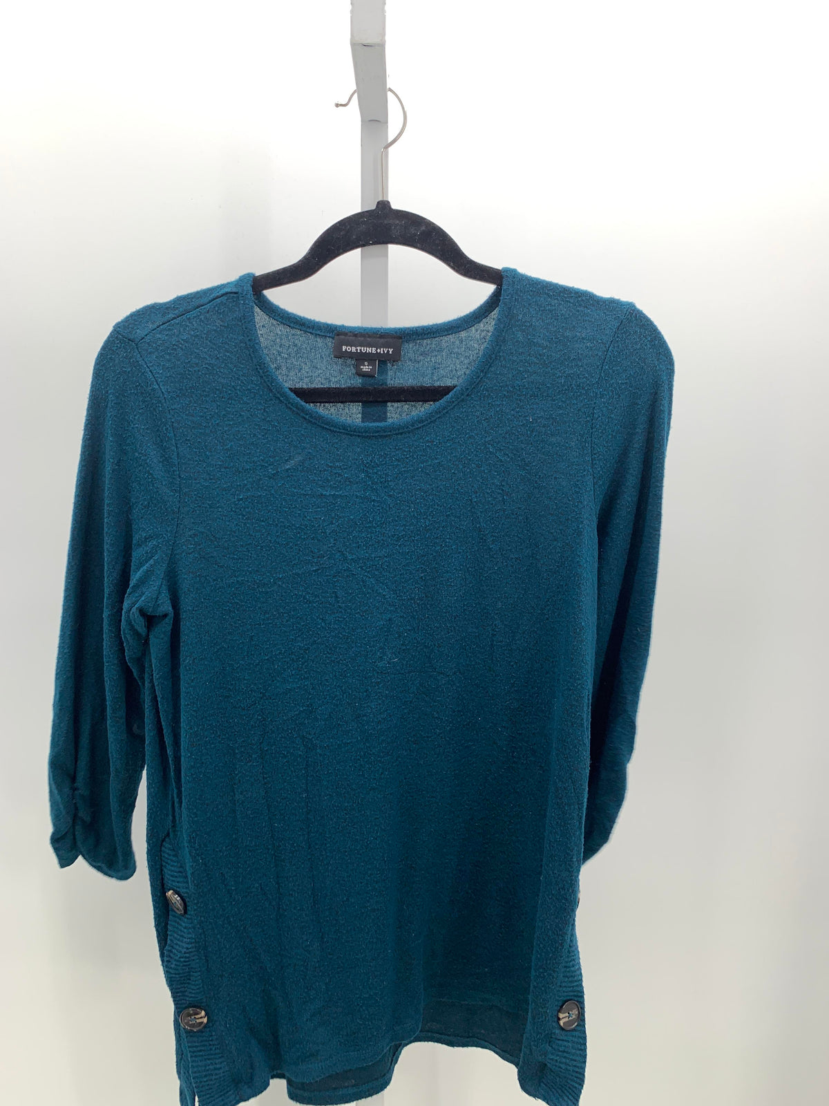 Size Small Misses 3/4 Sleeve Shirt
