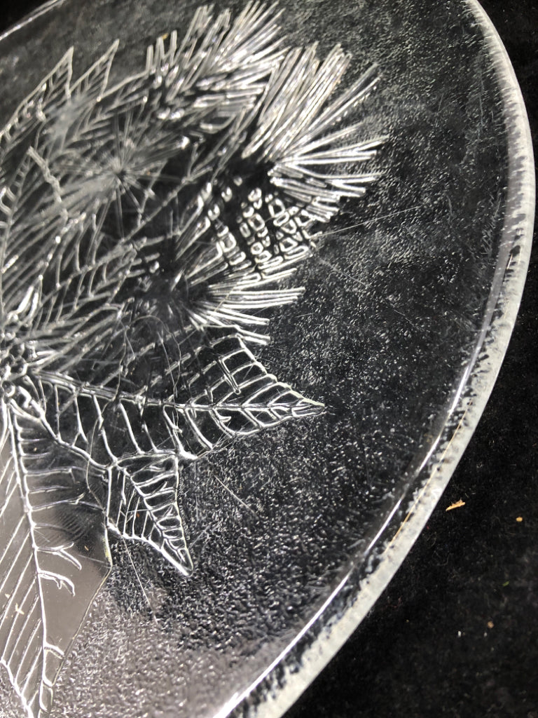 ROUND ETCHED GLASS POINSETTIA SERVING PLATTER.