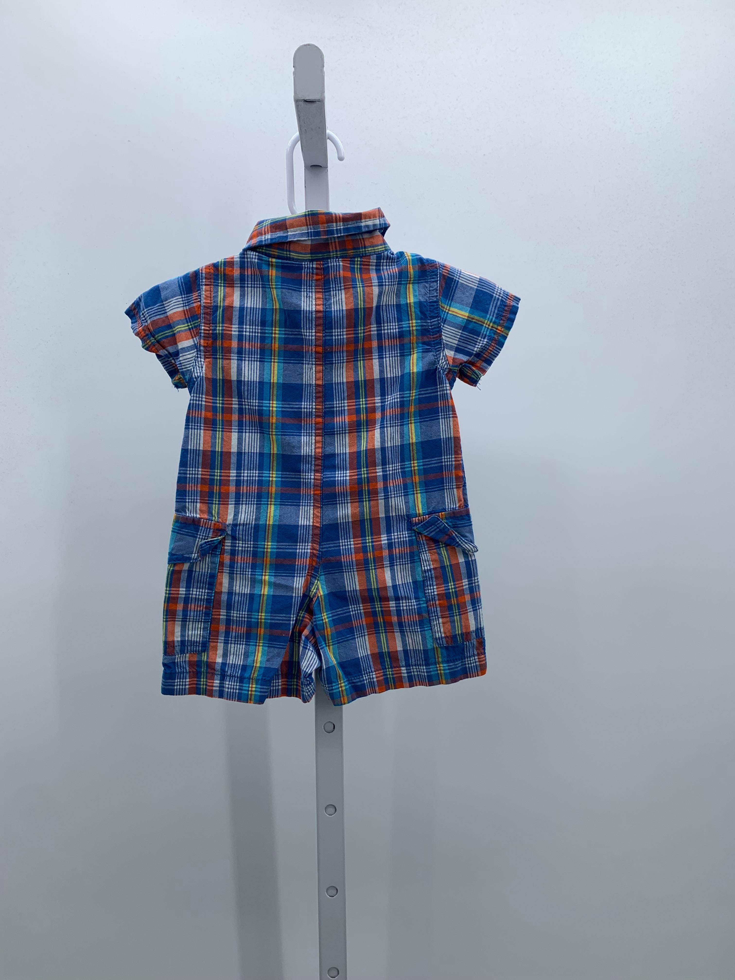 PLAID BTN DOWN