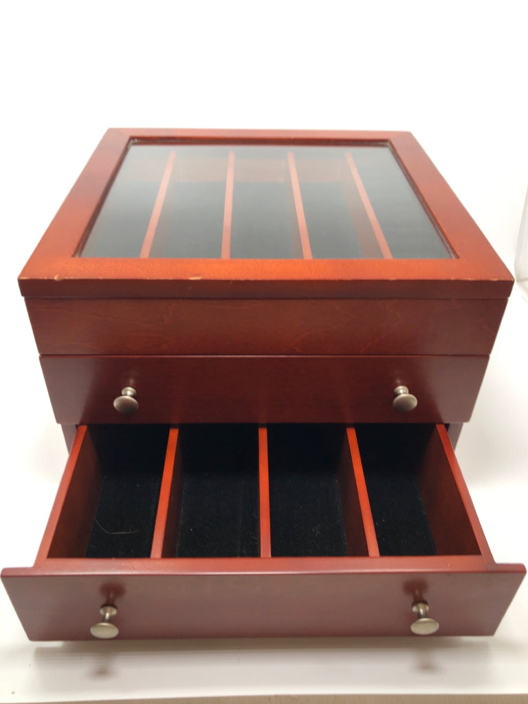 LIGHT BROWN JEWELRY/ WATCHES BOX.