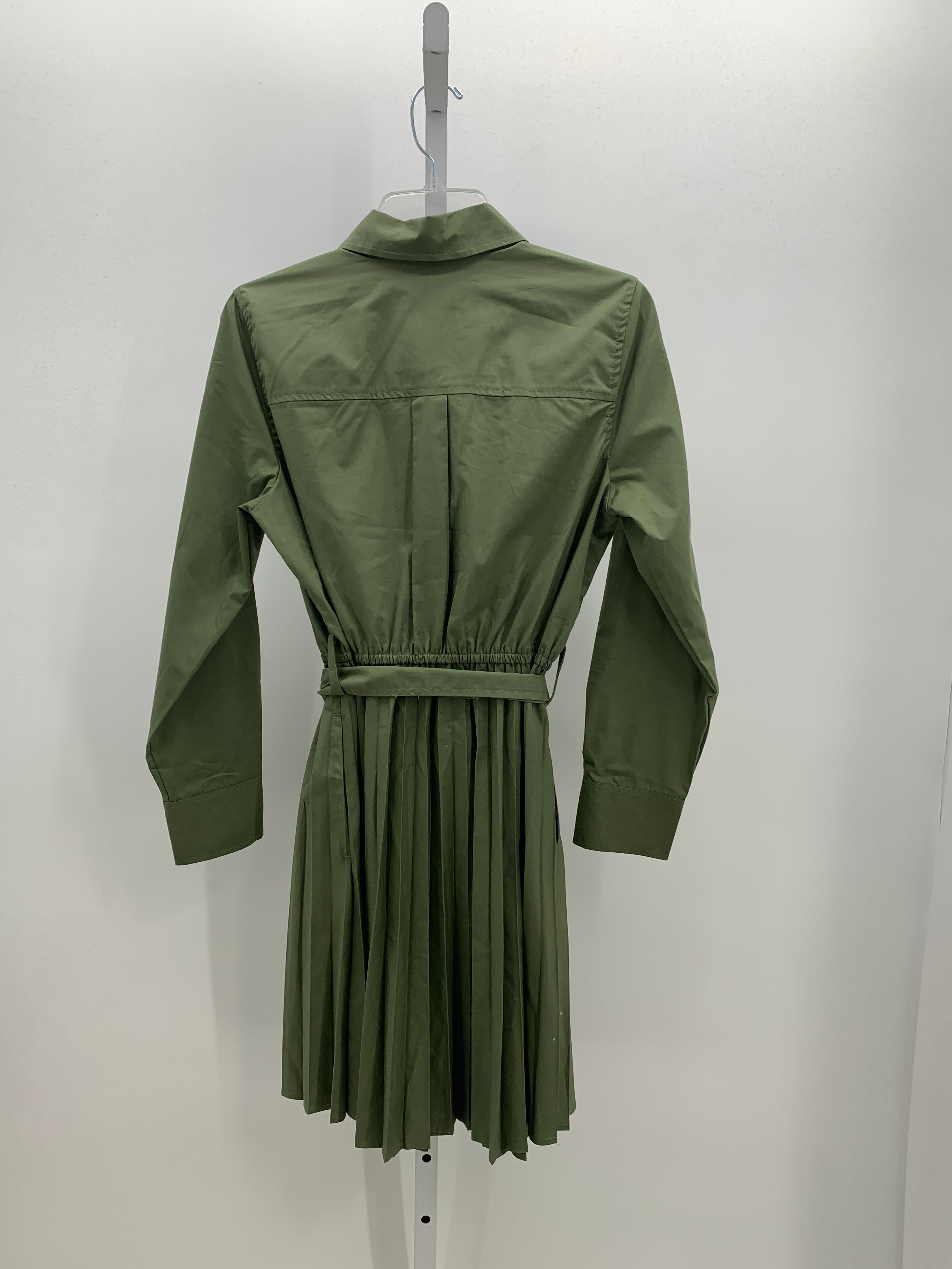 Free Assembly Size Small Misses Long Sleeve Dress