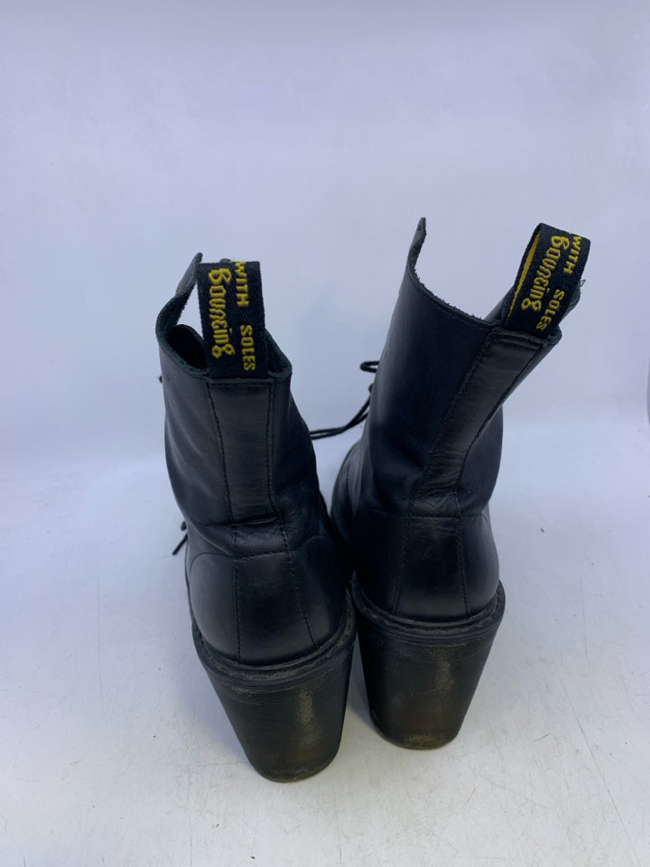 Dr. Martens L Shoe Size 10 Boots