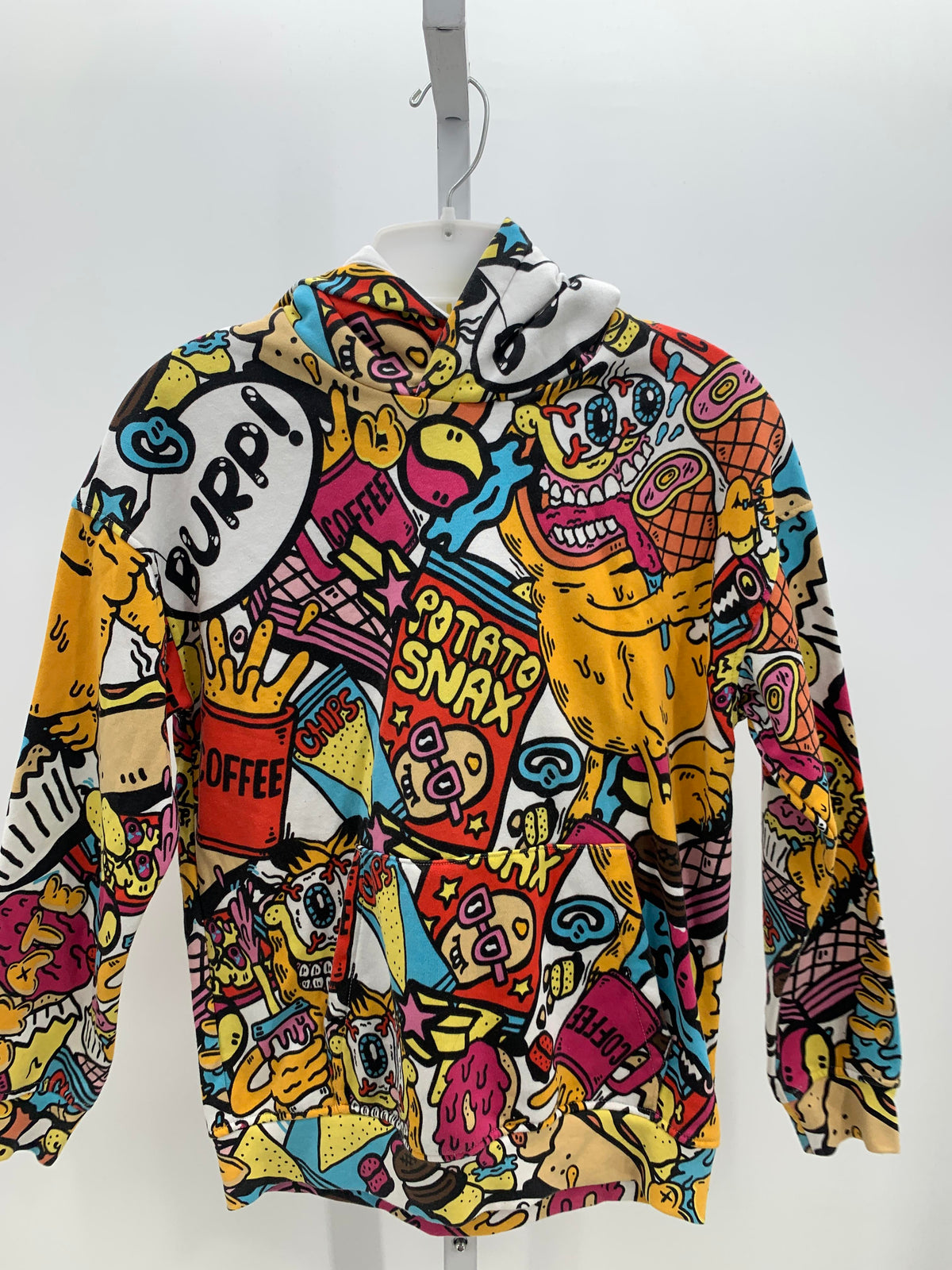 GRAPHIC HOODED KNIT