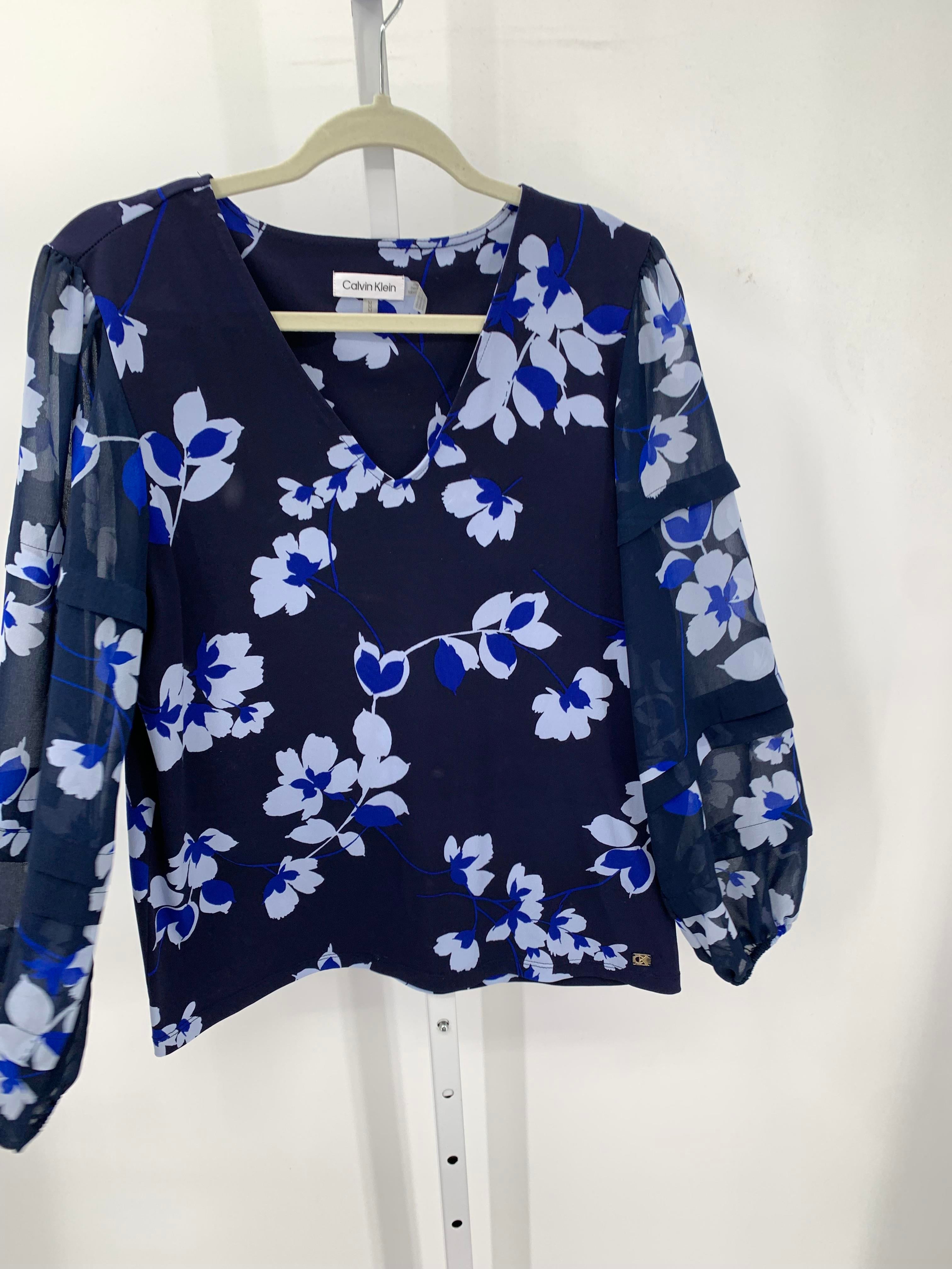 Calvin Klein Size Medium Misses Long Sleeve Shirt