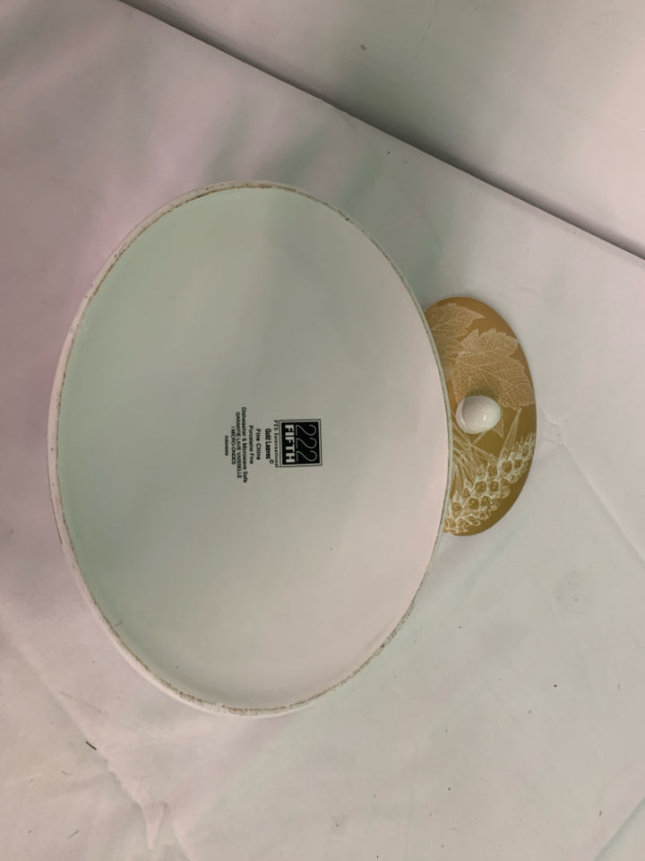 LEAF PATTERN SERVING DISH W LID AND HANDLES.