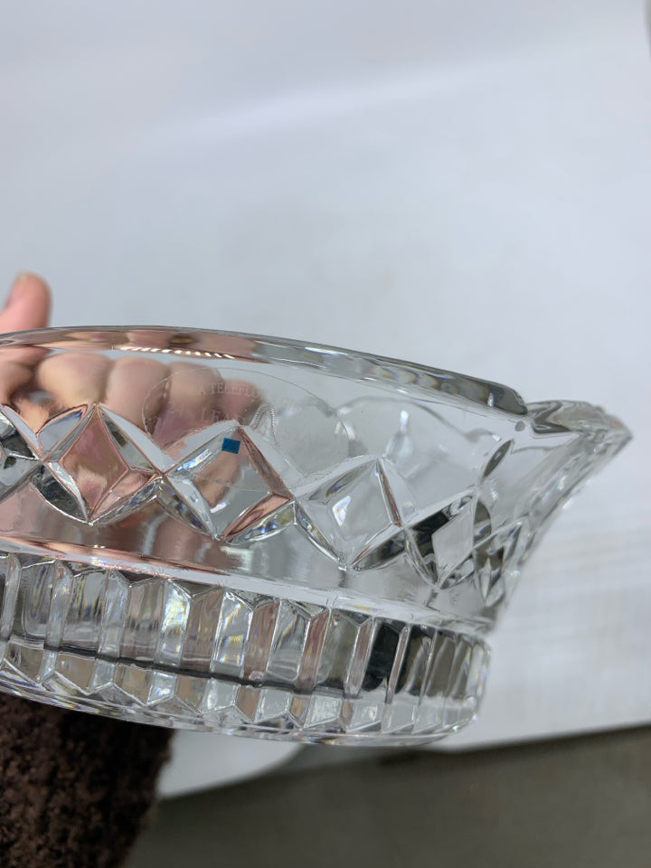 CRYSTAL BOWL W/ ONE SIDED FLARE.