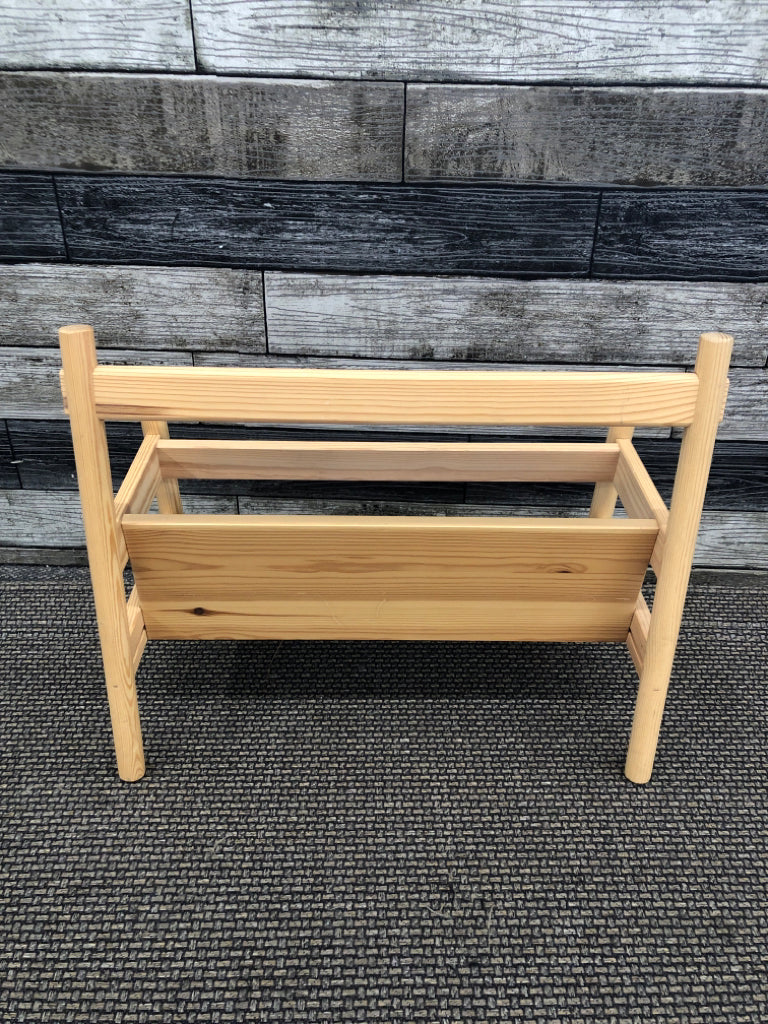 LT WOOD BENCH STYLE KIDS BOOK STORAGE.