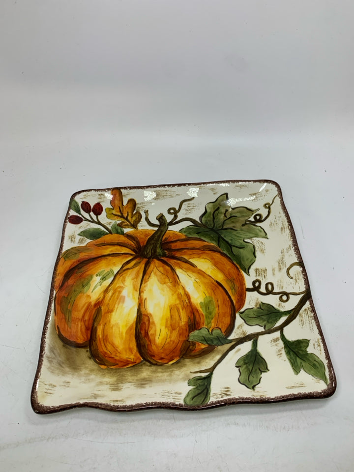 SQUARE CERAMIC PUMPKIN SERVING PLATE.