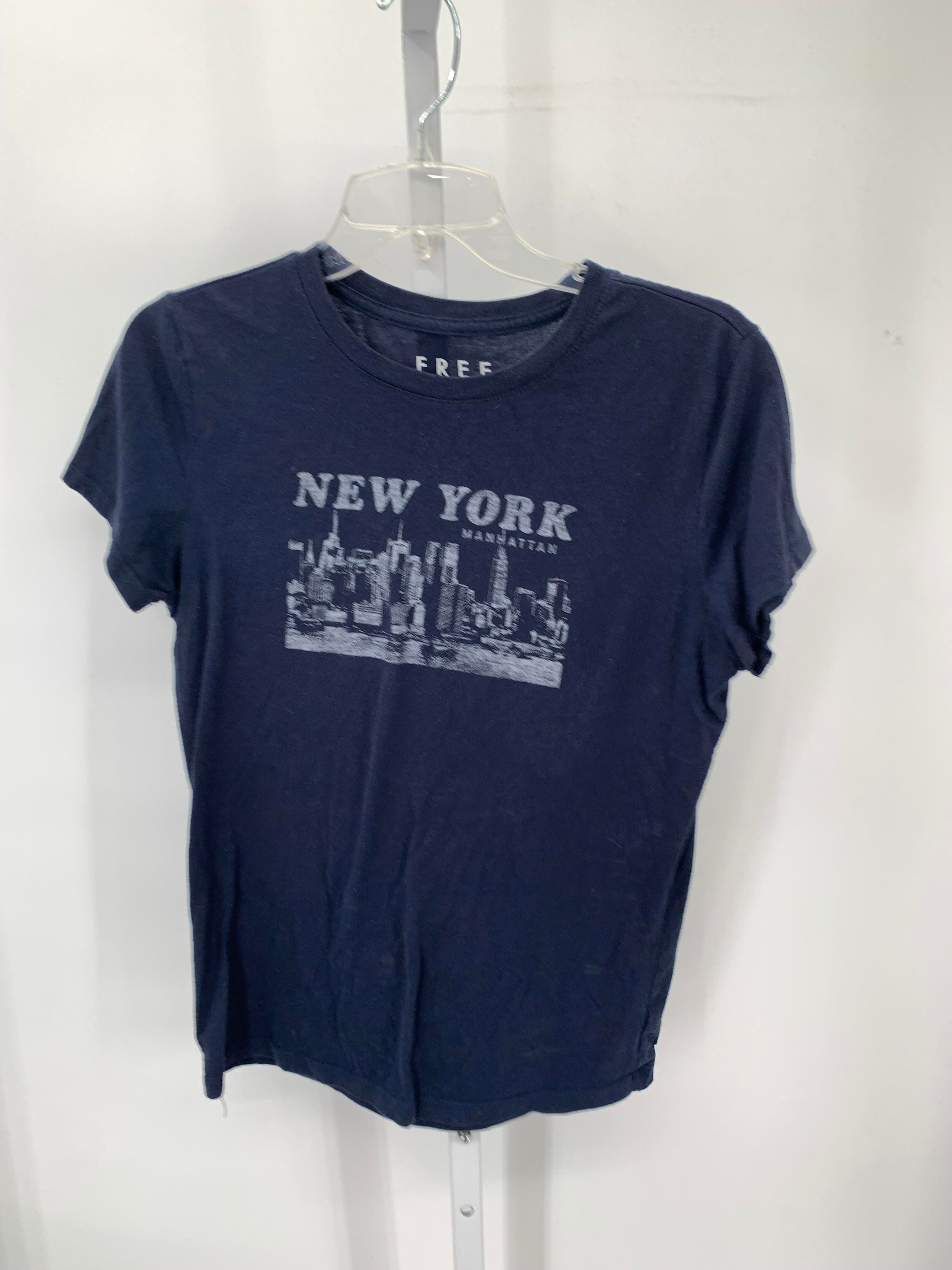 Size Large Juniors Short Sleeve Shirt