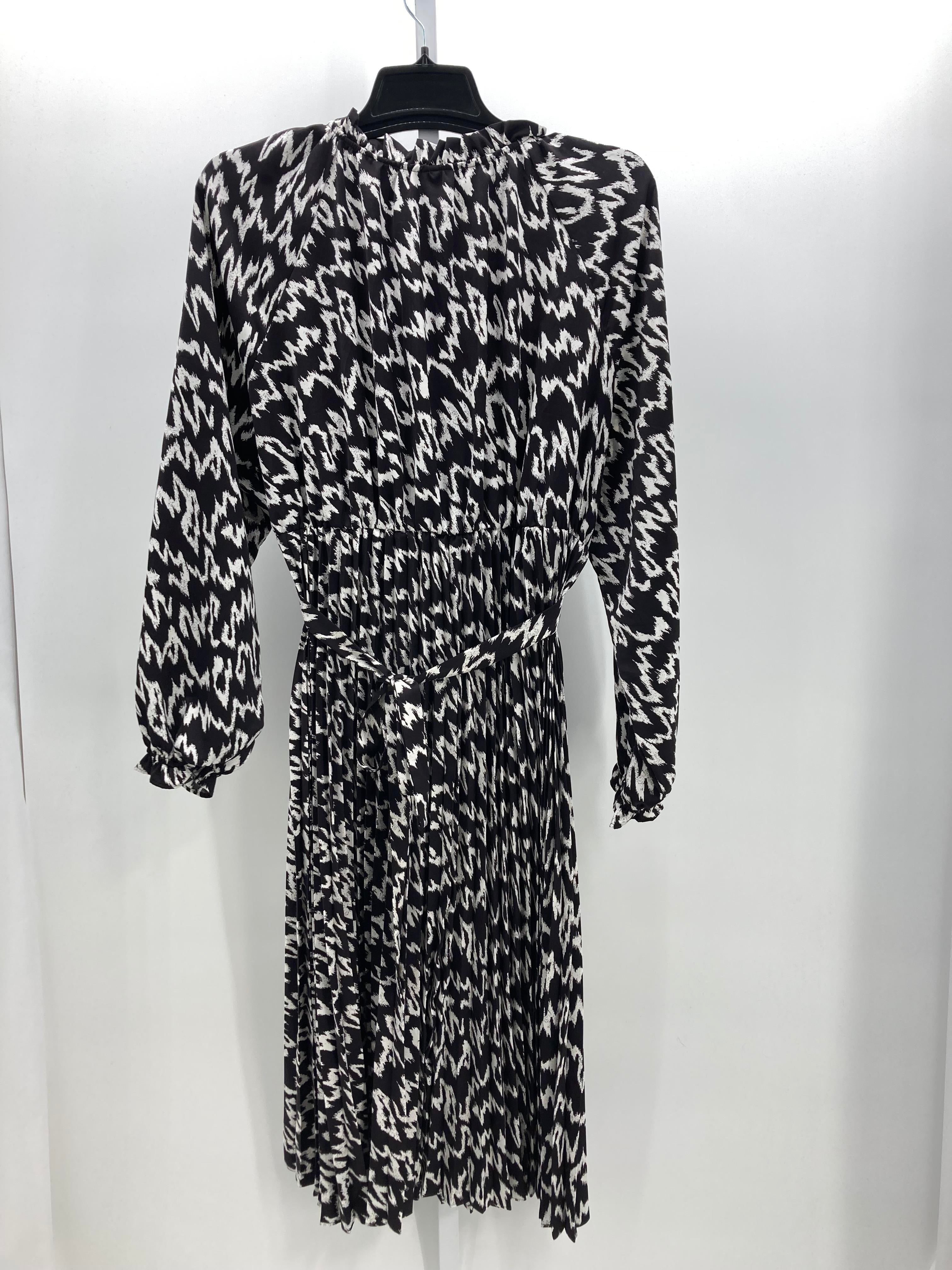 Scooby-Doo Size Extra Large Misses Long Sleeve Dress