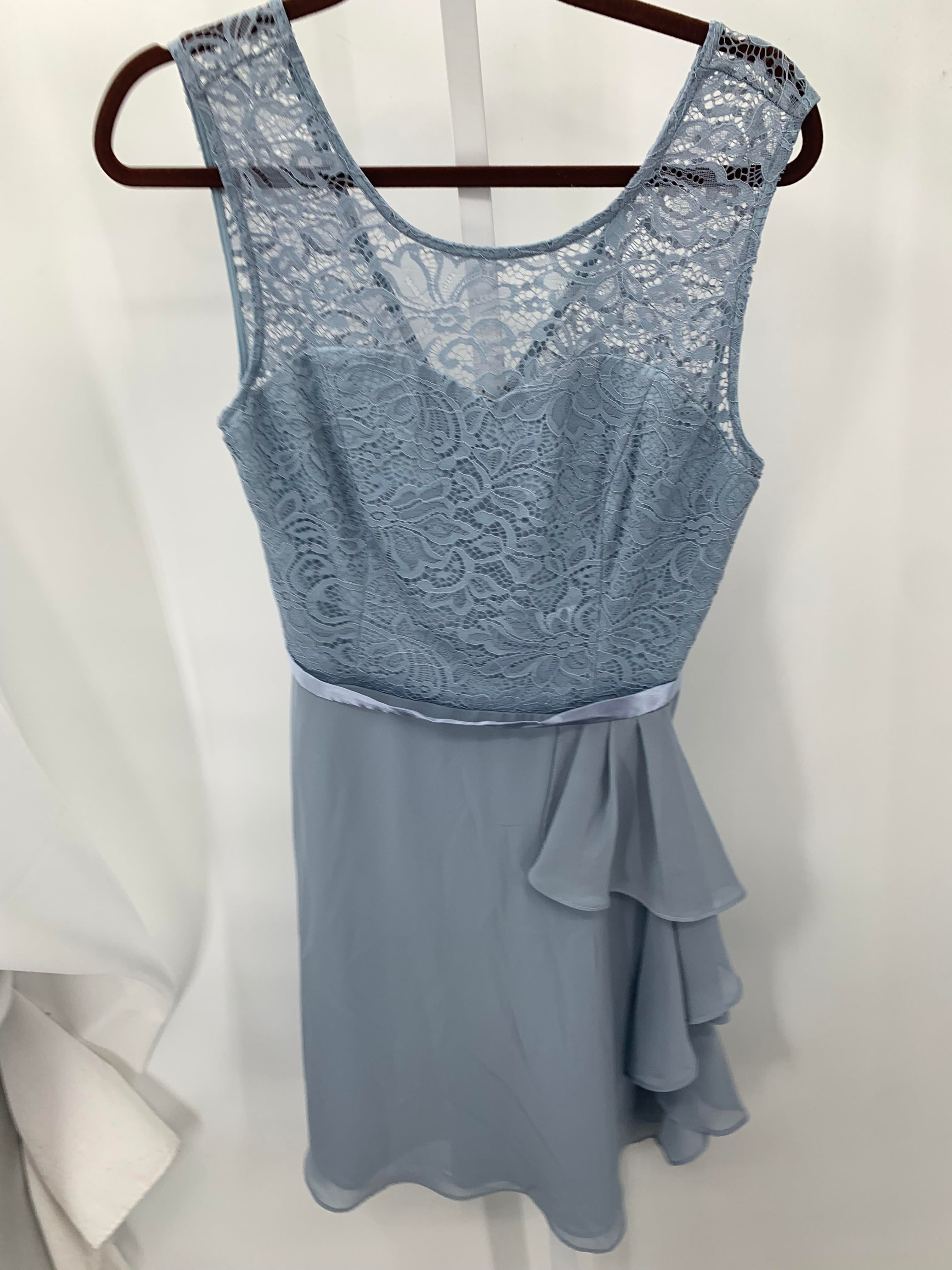 Size Large Misses Sleeveless Dress